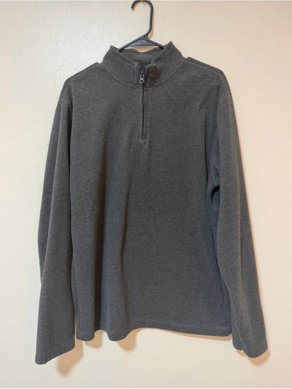 Old Navy Men's Charcoal Half-Zip Fleece Pullover